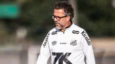 A expectativa é alta para a partida na Vila Belmiro, com o Santos contando com reforços importantes e lidando com desfalques significativos - Foto: Instagram/ Santos FC/ Raul Baretta