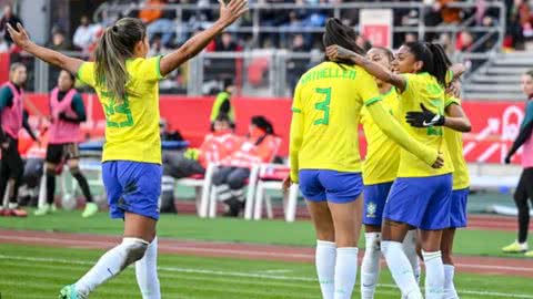 São Vicente terá ponto facultativo durante jogos do Brasil na Copa do Mundo Feminina - Imagem: reprodução Twitter