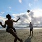 Mesmo com a chegada do inverno marcada para 21 de junho, a Baixada Santista deverá registrar temperaturas de até 31°C nos próximos dias, segundo previsão do Inmet - Imagem: Vanessa Rodrigues/A Tribuna