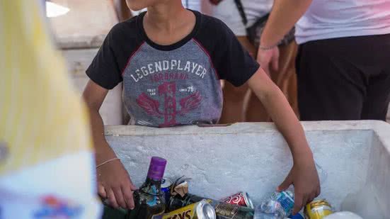 Pesquisa será aplicada a estudantes do 8º e 9º ano da rede municipal de Guarujá para ampliar o conhecimento sobre a realidade do trabalho infantil e fortalecer ações de prevenção - Imagem: Débora Klempous/Rede Peteca/Chega de Trabalho Infantil