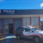 Três homens foram presos após fuga em área de mata em Cananéia, onde a polícia encontrou mais de mil porções de drogas - Imagem: Redes Sociais