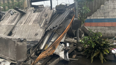 Viga de galpão caiu sobre contêiner no bairro Alemoa - Imagem: Reprodução | Defesa Civil de SP