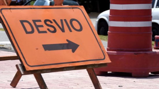 Intervenções da Sabesp provocam bloqueios totais e parciais em vias de seis municípios da Baixada Santista durante esta semana - Imagem: Prefeitura de Praia Grande