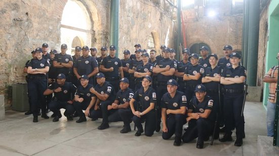 Cerimônia de formatura destaca a importância do treinamento em direitos humanos e defesa pessoal - Foto: Divulgação/ Prefeitura de Santos