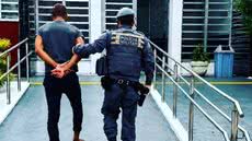 Entre os detidos, estavam indivíduos procurados por crimes como lesão corporal e furto, com mandados de prisão em aberto - Foto: Divulgação/ 29º BPMI
