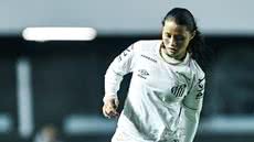 Evelin Bonifácio, destaque do Santos, integra lista de convocação para treinos e amistosos da Seleção Brasileira Feminina - Foto: Reinaldo Campos / Santos FC