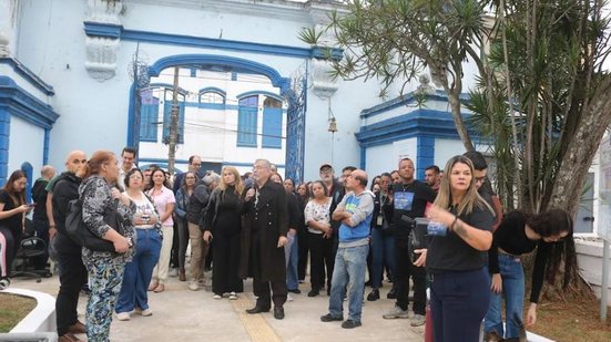 Evento inédito encanta visitantes com a história e arte tumular de um cemitério centenário - Foto: Divulgação/ Prefeitura de Santos