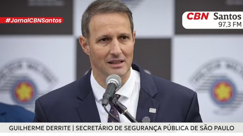 Guilherme Derrite afirma que a retratação de Lula é uma manobra política que não muda a visão da esquerda sobre criminalidade - Foto: Rádio CBN Santos