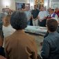 A ex-prefeita de Santos, Telma de Souza, faleceu após complicações de saúde, deixando um legado histórico na política regional - Imagem: Reprodução