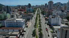 Uma mulher perdeu a vida em um grave acidente de moto na Avenida Dom Pedro I, em Guarujá, na manhã deste domingo - Foto: Prefeitura de Guarujá