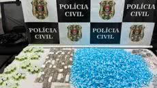 A prisão resultou na apreensão de mais de 4 mil porções de cocaína, além de maconha e haxixe, confirmando o papel da suspeita - Foto: Reprodução