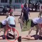 O jovem assaltante foi socorrido e levado ao hospital, enquanto o policial se apresentou às autoridades para investigação do caso - Imagem: Reprodução