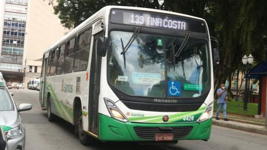 A gratuidade no transporte visa facilitar o acesso às seções eleitorais e já está garantida para o eventual segundo turno em 25 de outubro - Foto: Divulgação/ Prefeitura de Santos
