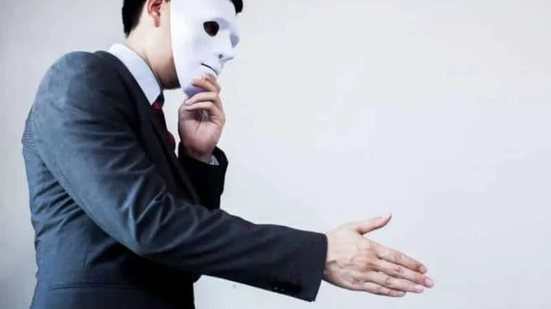 Descubra como mentirosos habilidosos conseguem enganar até os mais experientes em detectar falsidades - Imagem: Reprodução