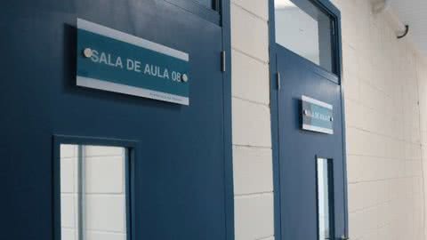 A escola foi construída com o sistema de estrutura pré-moldada - Imagem: Prefeitura de Santos