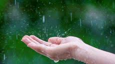 Essa semana promete chuva e risco de alagamentos para a Baixada Santista - Imagem: Reprodução/ Freepik