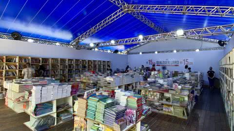 Feira do Livro em Guarujá é prorrogada até final de junho; saiba mais - Imagem: reprodução Prefeitura de Guarujá