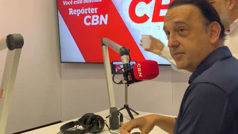 “Nós tivemos 300 homicídios a menos no estado de sp ao longo do ano passado”, citou - Imagem: Rádio CBN Santos