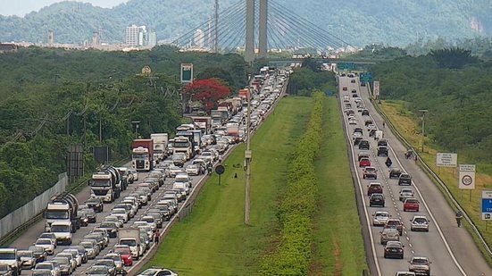 A Ecovias implementará operações de descida e subida para gerenciar o tráfego intenso durante o feriado prolongado - Foto: Divulgação