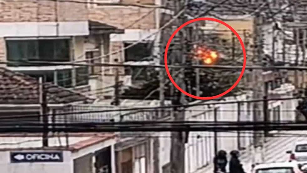 Apesar da intensidade do fogo, ninguém ficou ferido, e a equipe de resgate conseguiu apagar as chamas antes que se espalhassem - Imagem: Reprodução