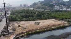Obra da Estação Elevatória com Comportas 6 avança no Saboó e integra o conjunto de investimentos voltados à ampliação da drenagem urbana e à redução dos alagamentos na Zona Noroeste de Santos - Imagem: Divulgação/Prefeitura de Santos