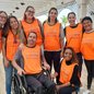 Campanha Agosto Laranja promove atividades gratuitas em Praia Grande, Santos, Guarujá e Cubatão para ampliar a conscientização sobre a esclerose múltipla e incentivar o diagnóstico precoce - Imagem: Divulgação