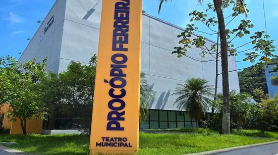 Curso gratuito de logística portuária será realizado no Teatro Procópio Ferreira e pretende ampliar oportunidades de qualificação profissional para moradores de Guarujá - Imagem: Reprodução/Prefeitura de Guarujá
