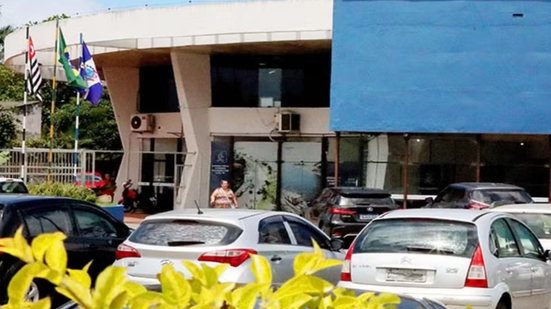 Processo seletivo em Itanhaém oferece 100 vagas temporárias em diferentes áreas da administração municipal - Imagem: Reprodução/Prefeitura de Itanhaém