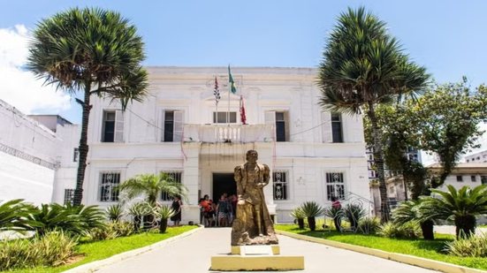 São Vicente abre concurso público com 59 vagas em diferentes áreas da administração municipal - Imagem: Prefeitura de São Vicente