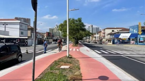 Prefeitura de Santos analisa novos projetos de ciclovias para ampliar a integração da malha cicloviária e fortalecer a mobilidade urbana sustentável no município - Imagem: Prefeitura de Santos