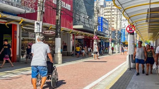 Pesquisa do Sincomércio aponta expectativa de aumento de até 4% nas vendas do comércio durante o feriado de 9 de Julho na Baixada Santista - Imagem: Prefeitura de São Vicente