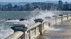 Defesa Civil alerta para evitar banho de mar - Reprodução / G1 Baixada