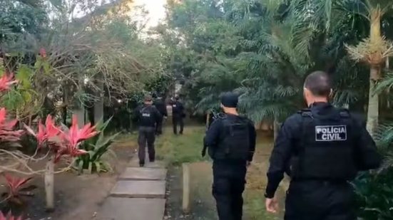 A operação envolveu 80 policiais e apoio do Ministério da Justiça para rastrear dinheiro roubado e desmantelar a rede criminosa - Foto: Divulgação/ Ministério da Justiça e Segurança Pública