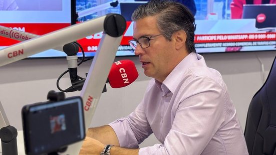 Paulo Mendes destaca a importância da colaboração entre prefeituras para um crescimento equilibrado na região - Foto: Rádio CBN Santos
