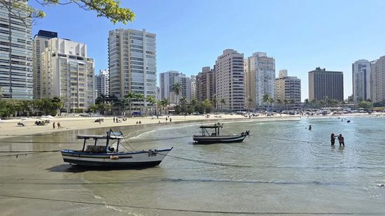 Guarujá espera receber cerca de 800 mil turistas durante o feriado de Carnaval. - Imagem: Divulgação