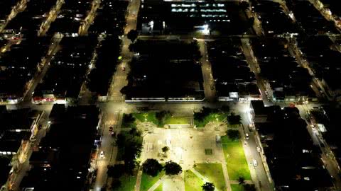 Mais de 50% de Guarujá já tem iluminação em LED; veja detalhes - Imagem: Reprodução/Prefeitura de Guarujá