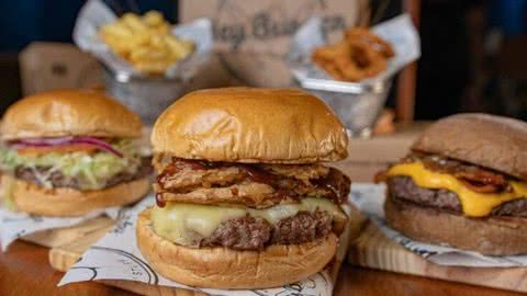 O melhor do Guarujá: conheça a 2ª Baixada Santista Burger Gourmet - Imagem: Reprodução/Prefeitura de Guarujá