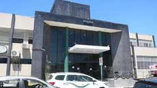 Fachada do Complexo Hospitalar da Zona Noroeste, que passará por obras estruturais e ficará fechado por 15 dias para modernização elétrica. - Imagem: Raimundo Rosa/Prefeitura de Santos