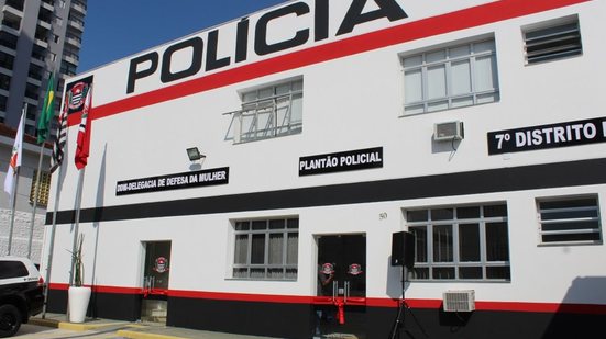 A Secretaria de Segurança Pública de São Paulo registrou a ocorrência como morte suspeita no 7º DP de Santos - Foto: Nathalia Pagliarini/Secretaria de Segurança Pública de SP