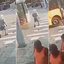 Idoso de 77 anos morreu após ser atropelado por um ônibus municipal no cruzamento das avenidas Brasil e Costa e Silva, no bairro Boqueirão, em Praia Grande. A Polícia Civil investiga o caso. - Imagem: Reprodução