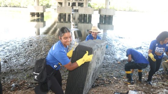 Mobilização no São Manoel destaca a importância da união na preservação ambiental - Foto: Prefeitura de Santos