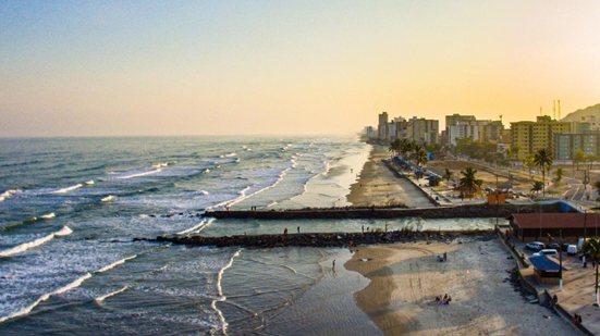 Vítimas de 12 anos são levadas ao PS Central e Infantil de Mongaguá - Foto: Dyego Gonçalves / PM