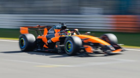 Com a F1 em pausa, os testes em Nurburgring marcam um importante passo para a próxima temporada - Foto: Divulgação