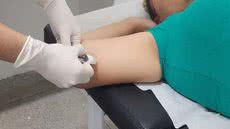 Mutirão em unidade de saúde de São Vicente oferece inserção gratuita do implante contraceptivo Implanon e atividades educativas sobre saúde sexual para adolescentes - Imagem: Divulgação/PMSV