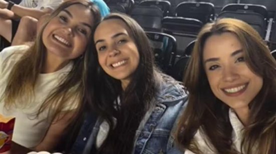 Isadora Pompeo denunciou ter tido o carro riscado durante jogo do Santos; caso levou a Polícia Civil a mapear flanelinhas nos arredores da Vila Belmiro. - Imagem: Reprodução