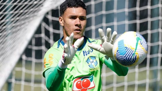 A seleção brasileira sub-17 disputará o Mundial de 3 a 27 de novembro, com 21 atletas convocados pelo técnico Dudu Patetuci - Imagem: Divulgação/ CBF