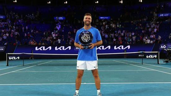 Smith superou adversários renomados e revelou planos de comprar uma nova casa com o prêmio - Foto: Graham Denholm / Getty Images