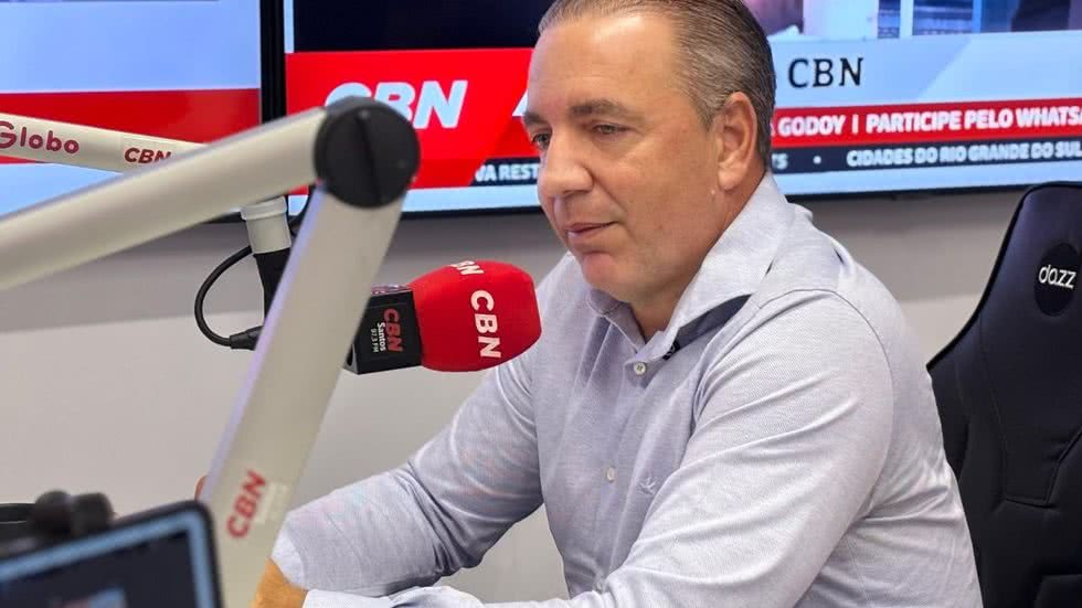 Vice-prefeito destaca a importância das novas Unidades de Saúde da Família para o atendimento básico e a qualidade de vida da população - Foto: Rádio CBN Santos