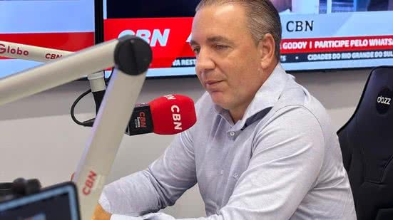 Vice-prefeito destaca a importância das novas Unidades de Saúde da Família para o atendimento básico e a qualidade de vida da população - Foto: Rádio CBN Santos