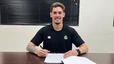 O diretor Daniel Alves é apontado como responsável pela dispensa do goleiro, que agora busca compensação na Justiça do Trabalho - Foto: Arquivo Pessoal